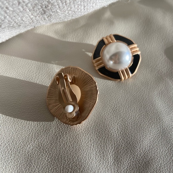 Pearl vintage chunky earrings - Picture 3 of 3